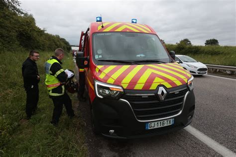 Photos Deux blessés dans un accident sur la RN4 à Réding avec une