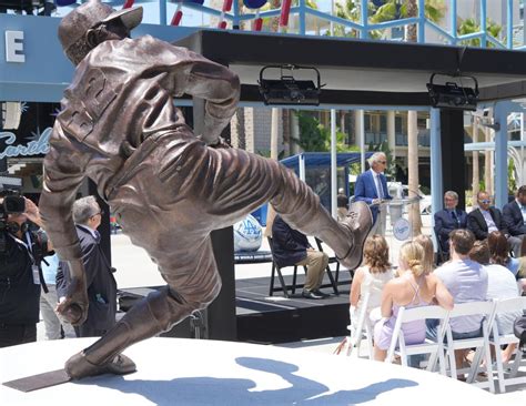 Sandy Koufax Statue Unveiling Ceremony A Time Of Gratitude Los Angeles Times