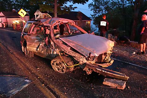 Woodbury Car Crash Cause Intense Memoir Bildergallerie