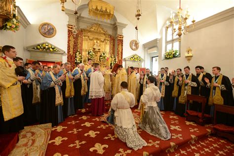 Grande Neuvaine Pour Les Vocations Du 29 Mars Au 6 Avril Riposte