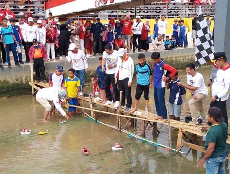 Diikuti Pelajar Sd Dan Smp Lomba Perahu Tok Tok Semarakkan Kemerdekaan