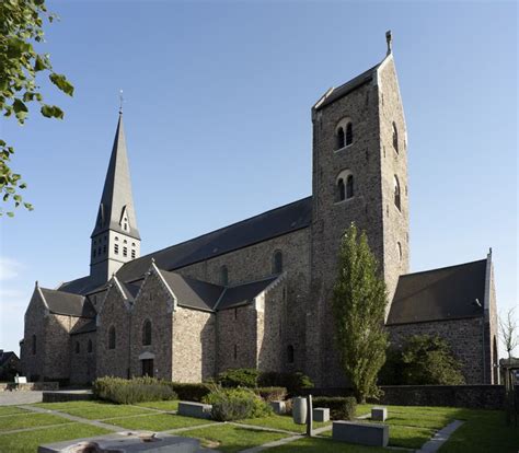 Collégiale Saint Ursmer de Lobbes Wikipédia Maison style