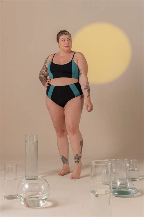 Hot Pants Bicolor Plus Size Preto