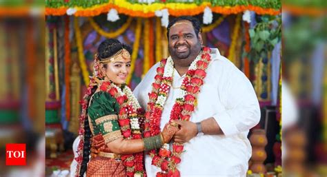 Ravindar Chandrasekaran Wedding News Vj Mahalakshmi Gets Married To