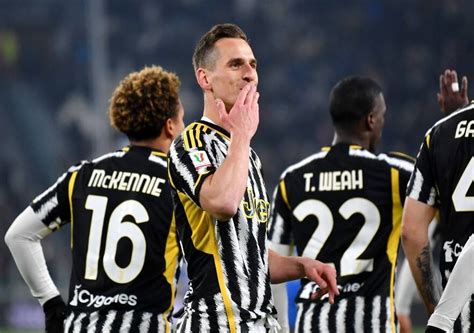 Juventus masacró a Frosinone y es semifinalista de Copa Italia