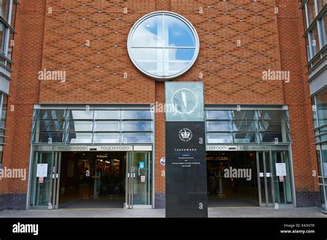 Entrance To Touchwood Shopping Centre Library Square Solihull West ...