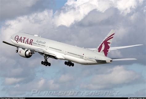 A7 BAL Qatar Airways Boeing 777 3DZER Photo By Frederick Tremblay ID