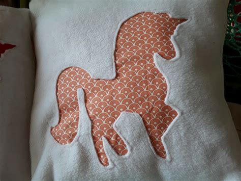 Coussin Licorne Maison Et Deco Patchwork Par Poutchipoutchou