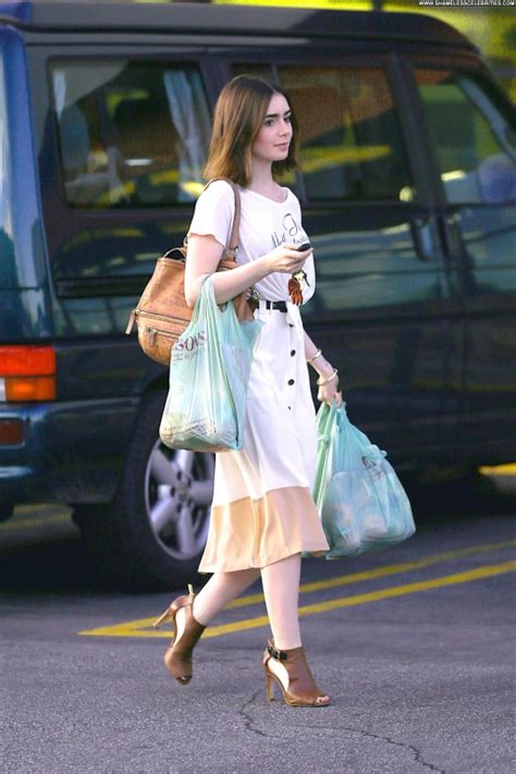 Lily Collins Celebrity High Resolution Babe Straight