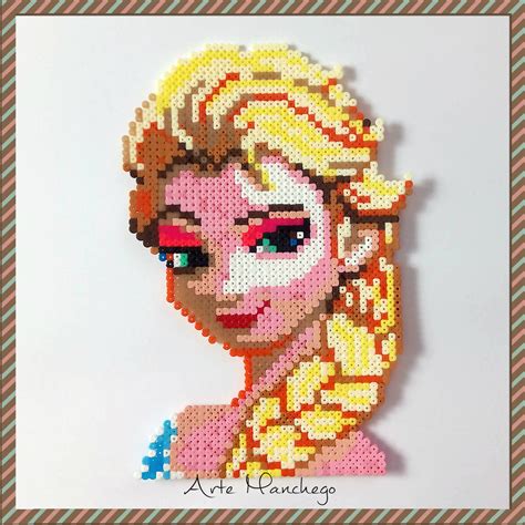 Elsa De Frozen De Hama Beads Arte Manchego El Arte De Regalar