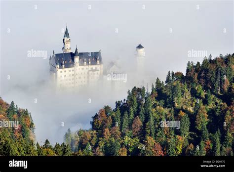 Schloss Neuschwanstein Fotos Und Bildmaterial In Hoher Aufl Sung Alamy