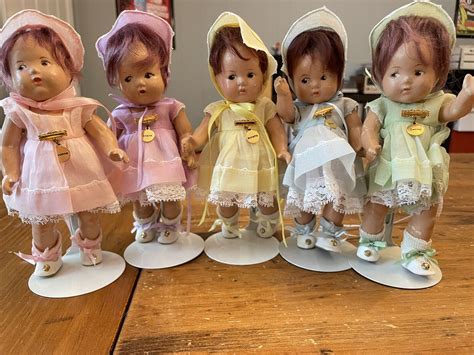 5 Vintage Madame Alexander Dionne Quints 7 Dolls And Pins Complete Set