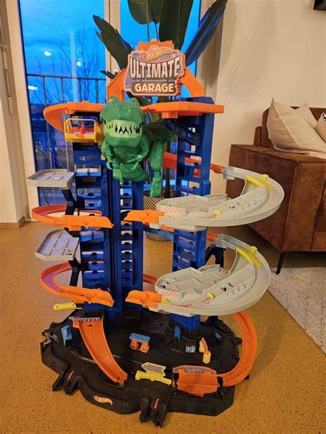 Autogarage Hot Wheels zubehör Gebraucht in Winterthur für CHF 30 nur Abholung auf Ricardo