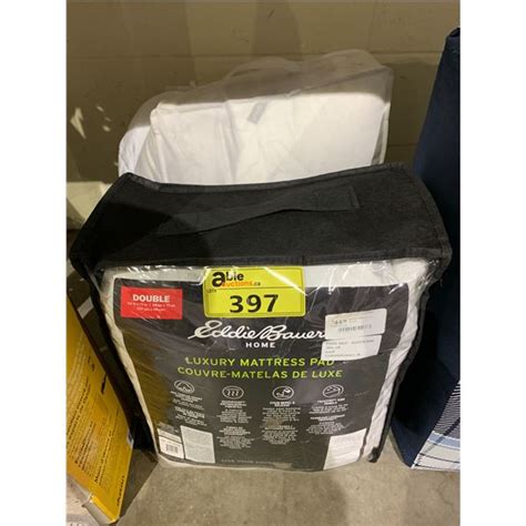 Eddie Bauer Home Double Size Luxury Mattress Pad And Eddie Bauer Unknown Size Duvet Able Auctions