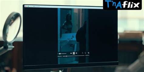 Ana Andrade Breasts Bikini Scene In Morangos Acucar Tnaflix