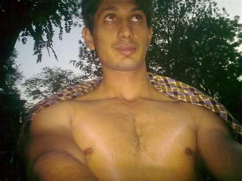 Vídeos Porno de Bara Películas de Sexo XXX gay Gratis xHamster