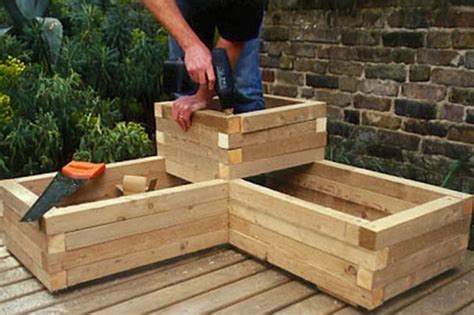 Comment fabriquer une jardinière en bois