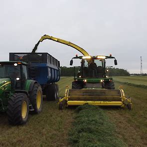 John Deere 9330 Kniktrekker Op De Kuil Trekkerweb Nl