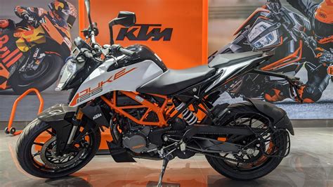 2021 Ktm Duke 125 New Ceramic White Color Price Detailed Walk