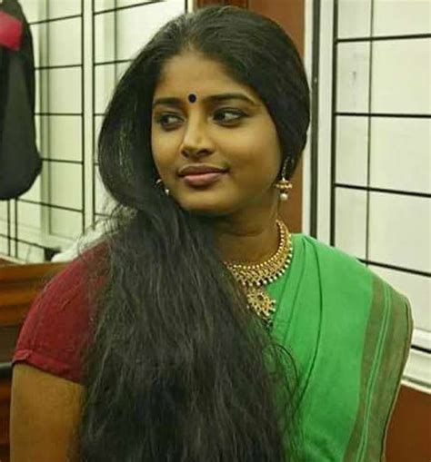 Sheela Picture Loose Hairstyles Actresses Beautiful Blonde Girl