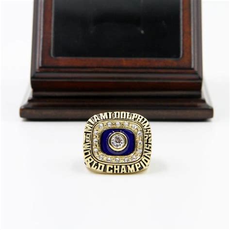 NFL 1972 Super Bowl VII Miami Dolphins Championship Replica Ring