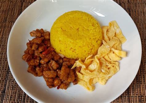 Resep Nasi Kuning Magicom Oleh Eliya Cookpad