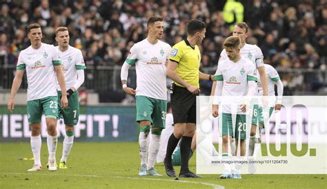 Photo Referee Florian Badst Bner Argues With Marco Friedl And Romano