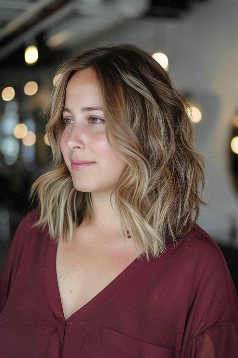 Short Shaggy Haircuts For Round Faces Flattering Styles To Choose From