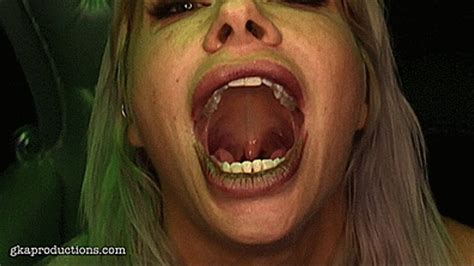 Adara Jordin Shrinks Teases Eats You Sd 720p Wmv Ginarys Giantess