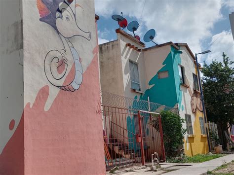 Villa De Colores Crean Murales En Villas Otoch Para So