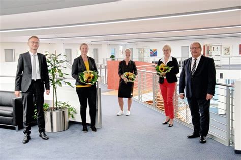 Gleich fünf Dienstjubilare im August in der Sparkasse Olpe Drolshagen