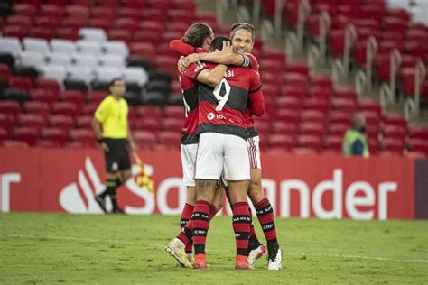 Arrascaeta Gabigol E Pedro Brilham Flamengo Goleia Uni N La Calera E