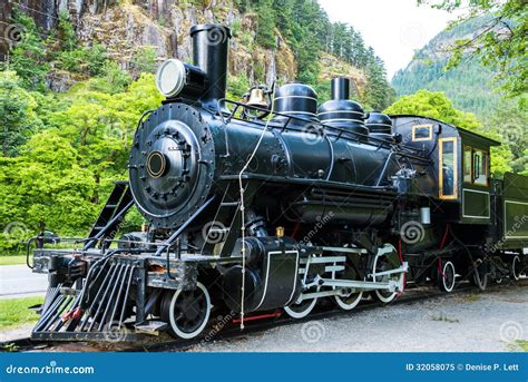 Steam Engine Train Locomotive Stock Image - Image: 32058075