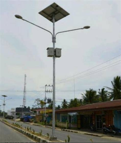 Ratusan Lampu Jalan Solar Cell Di Pulau Sebatik Indonesia Tidak Menyala