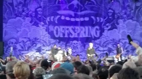 Gone Away The Offspring Live Youtube