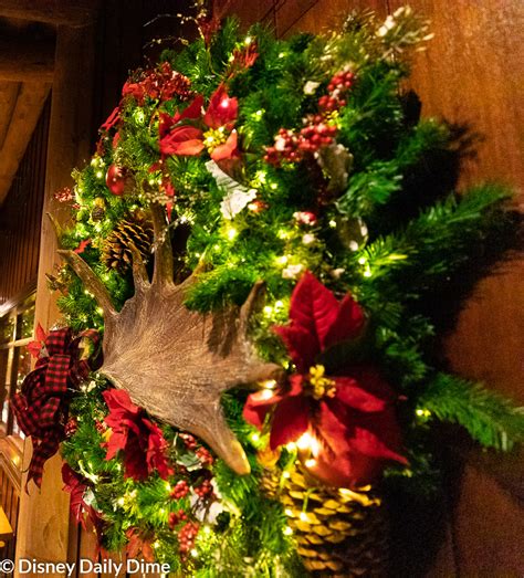 Wilderness Lodge At Christmas Disney Daily Dime