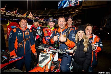 Supercross Us Oakland Un Podium Doutsiders En Sx Mototribu