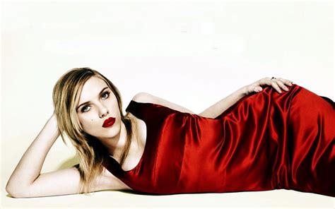 Scarlett Johansson Red Dress Wallpaper