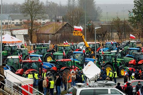 Og Lnopolski Protest Rolnik W Gdzie B D Utrudnienia Na Drogach W Woj