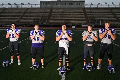 Boerne’s ‘Wall’ carries the Greyhounds to state final