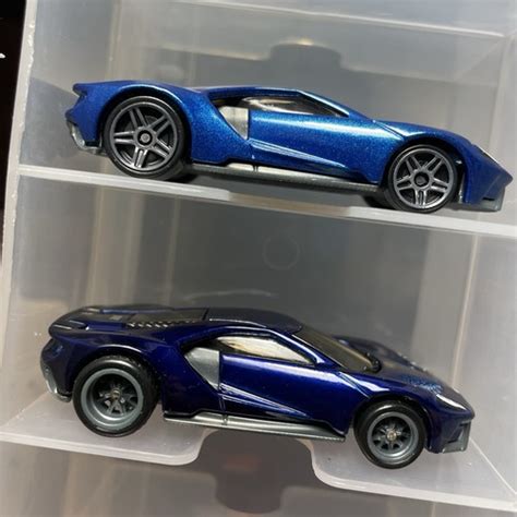 Hot Wheels Super Treasure Hunt Ford GT Regular Version Mint