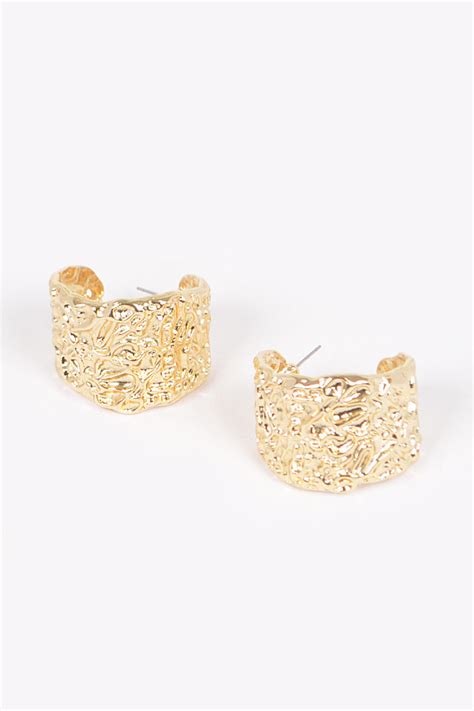 Ame3480 Gold Vintage Metal Earring Earrings