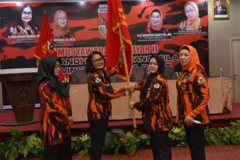 Sah Mailinda Rose Resmi Jadi Ketua Dpw Srikandi Pemuda Pancasila