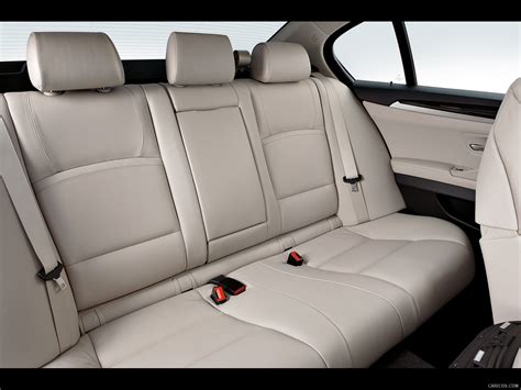 2011 BMW 5-series | Interior Rear Seats