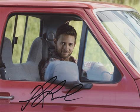 STEVE LUND SIGNED SCHITT'S CREEK 8X10 PHOTO | Autographia