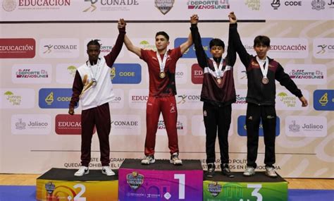 Medalla De Plata Para Hidalgo En Luchas Asociadas En Los Nacionales