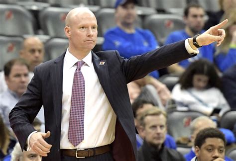 Seton Hall's Kevin Willard: Don't delay college hoops season