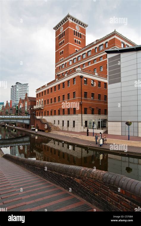 Brindley Place Hi Res Stock Photography And Images Alamy