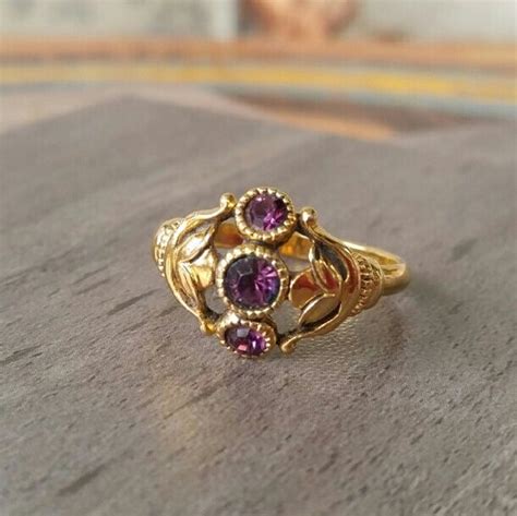 Vintage Avon Victorian Ring Amethyst Glass Victorian Rings Avon