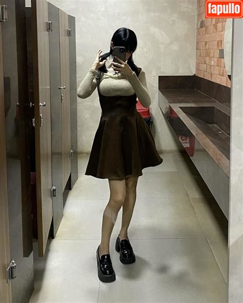 Himikaccr Vamp Car Nude OnlyFans Photo Fapullo